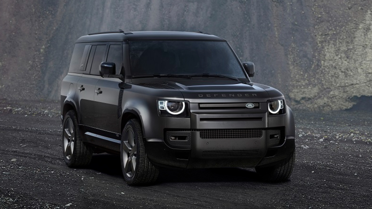 7 Top Automotive Companies Restoring Classic Land Rover Defenders