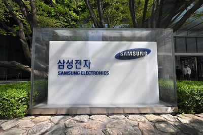 Samsung Electronics logs worst quarterly earnings in 14 years