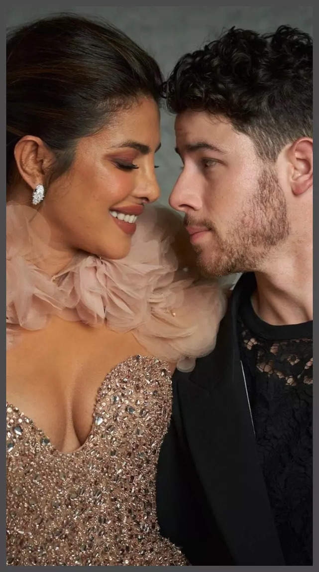 Romantic photos of Priyanka Chopra and Nick Jonas