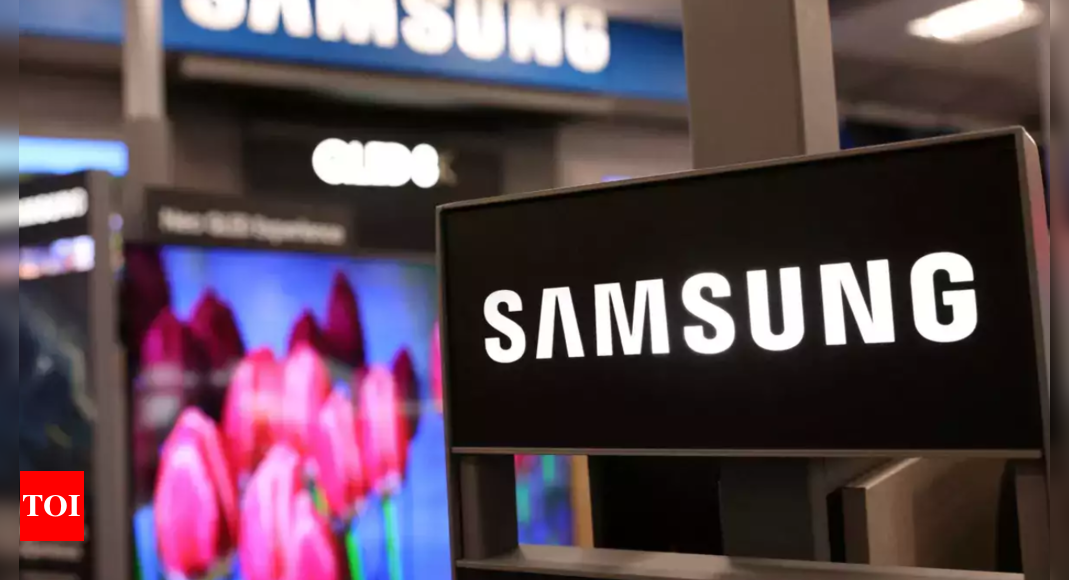 Samsung operating profit falls 95%: What’s behind the big plunge, and the ‘bright spot’ – Times of India