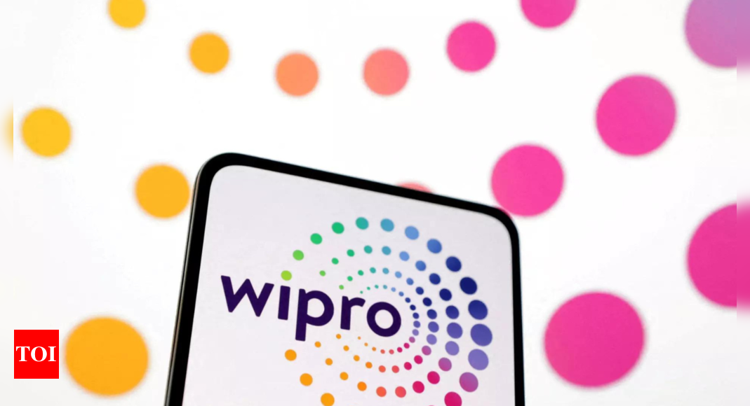 Wipro Q4 net profit dips marginally to Rs 3,074.5cr; board approves Rs 12,000cr share buyback – Times of India