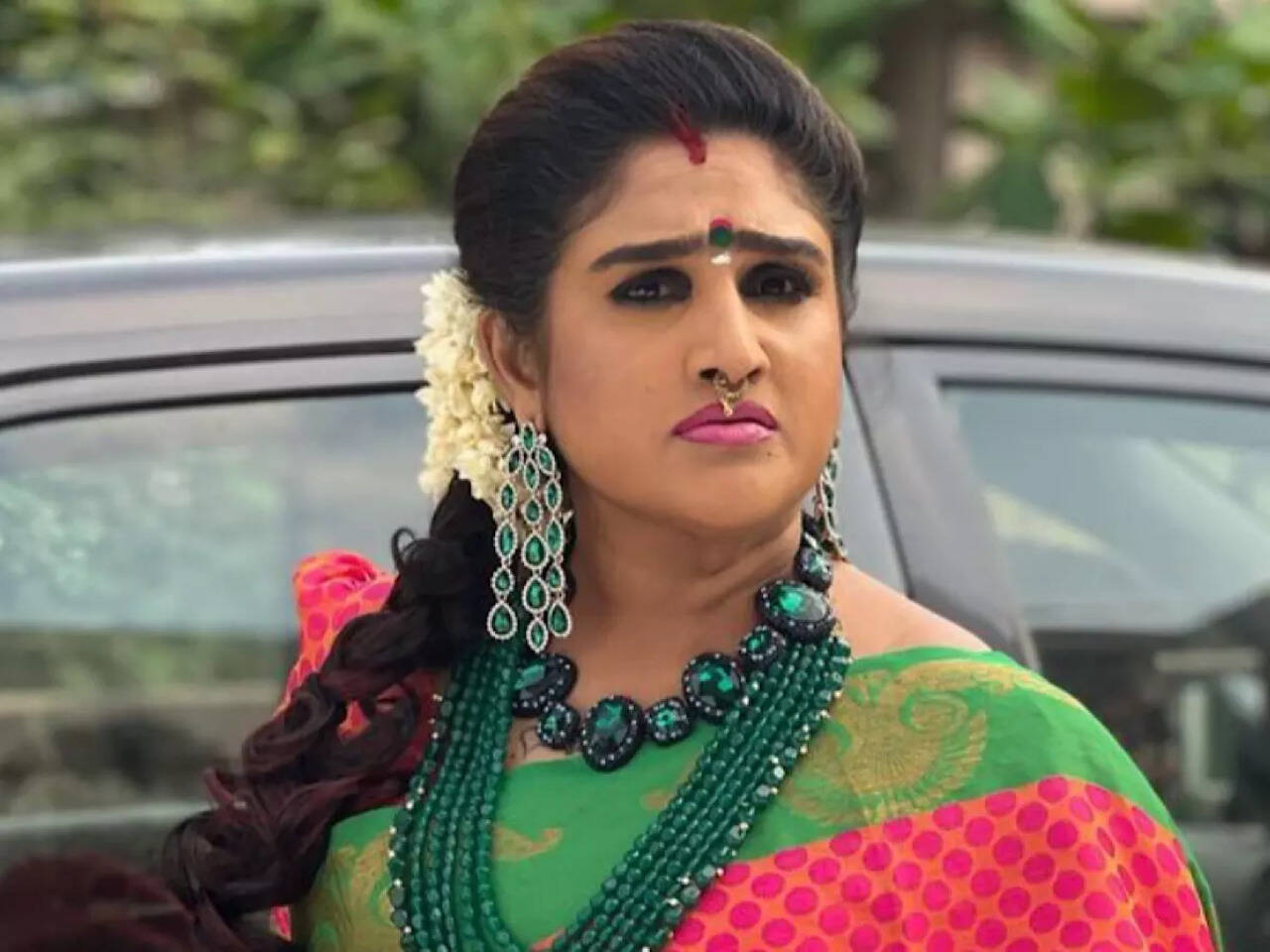 Bigg Boss Tamil fame actress Vanitha Vijaykumar joins the cast of 'Karthigai Deepam'; says "I am happy to be a part of the show" - Times of India