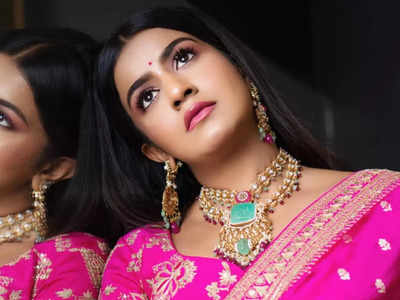 Namratha Gowda looks beyond beautiful in a magenta-pink saree; see pic