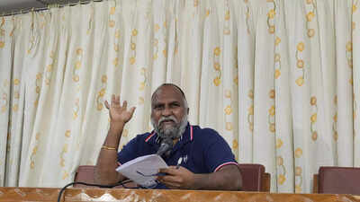 Congress leader Jagga Reddy plans to go on pada yatra in Telangana ...