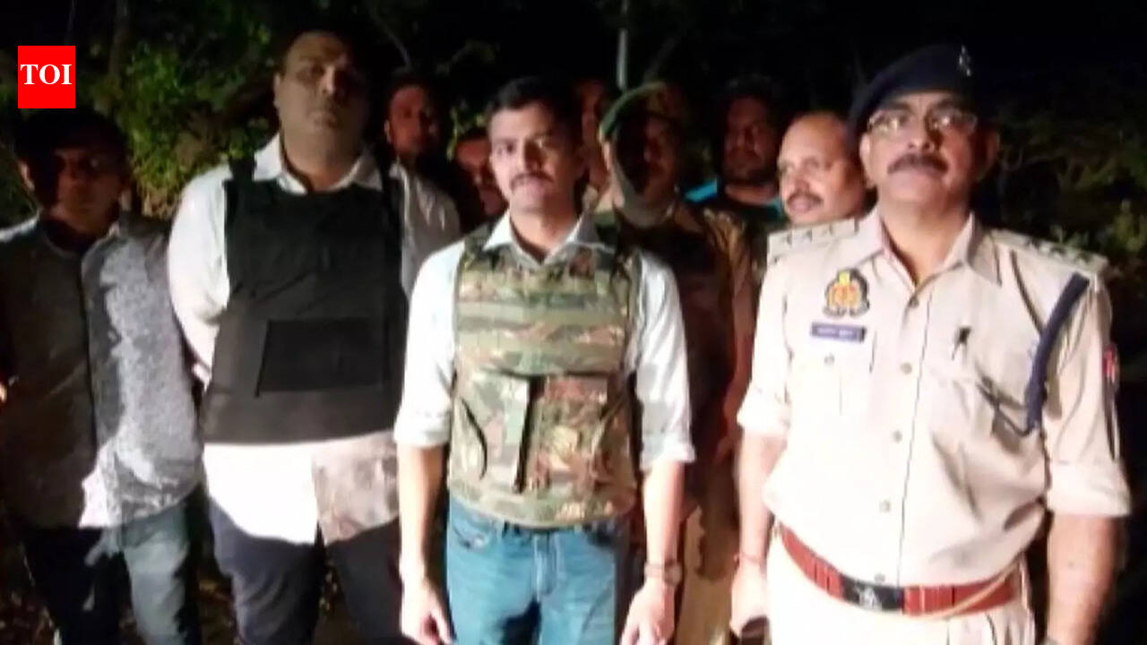 UP: Wanted criminal shot at by Greater Noida Police in an encounter ...