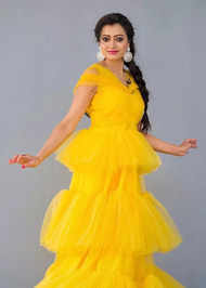 Eskulgrl Sacsi Vdo Com - Gauri Nalawade looks stunning in this polka-dot dress; see pic | Marathi  Movie News - Times of India