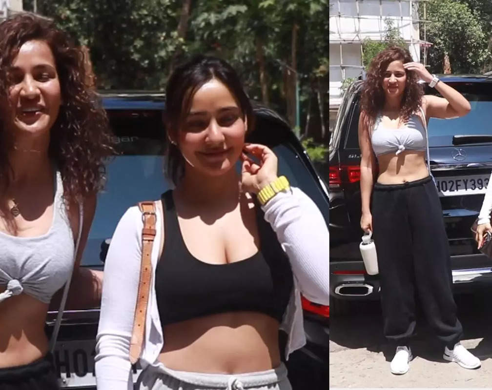 
Sisters Neha Sharma and Aisha Sharma flaunt their toned abs just before their workout session
