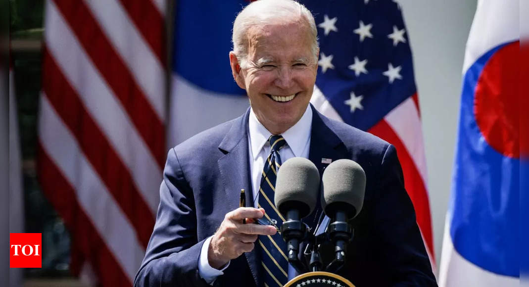 ‘Call me old, I call it being seasoned’: Biden jokes about age at press event – Times of India