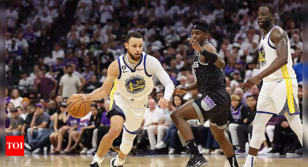 NBA: Curry shatters record in Warriors victory, Butler hurt in Heat win | NBA News – Times of India