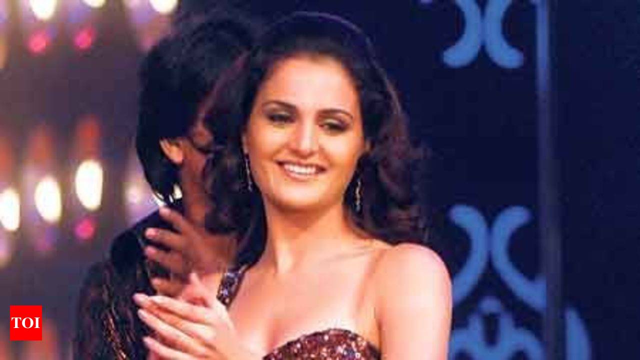 Monica Bedi comes full circle to her roots | Regional Movie News - Times of  India