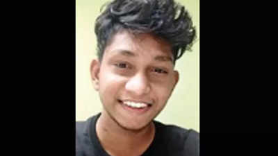 Chhattisgarh teen's art aides his battle with kidney malfunction