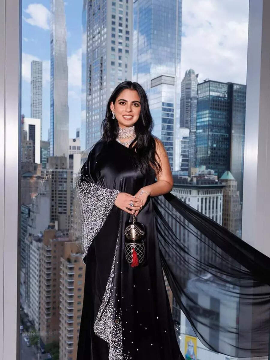 Met Gala 2023: Isha Ambani looks stunning in black saree gown with a ...