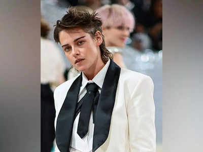 Met Gala 2023: Kristen Stewart sports choppy short hair with twist in  traditional Chanel suit | English Movie News - Times of India