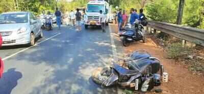 Youth killed in head-on collision of two-wheelers