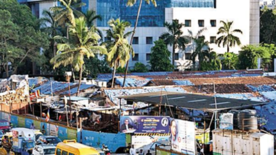 Notices to 22 builders for delay in redevelopment of tenanted properties in Mumbai
