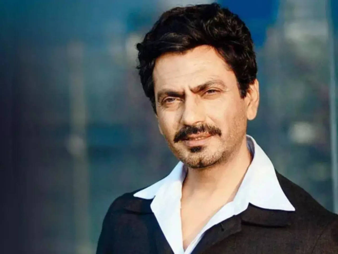 When Nawazuddin Siddiqui was dragged out by collar on movie set 