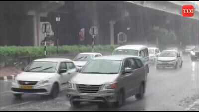 Rains lash Delhi