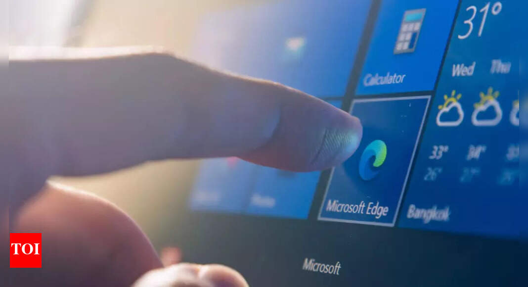Microsoft is once again pushing Edge browser on users - Times of India