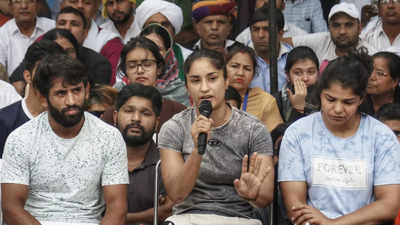 Wrestlers' Protest: Ahead of hearing, Delhi police record statements of ...