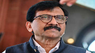 Uddhav Thackeray will rebut Sharad Pawar's book remark in Saamna: Sanjay Raut