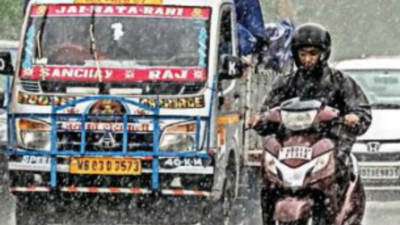 Cyclonic circulation in Chhattisgarh brings rain in Kolkata ahead of dry spell