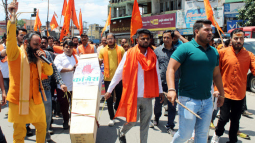Congress vows Hanuman temples, says no Bajrang Dal ban plan
