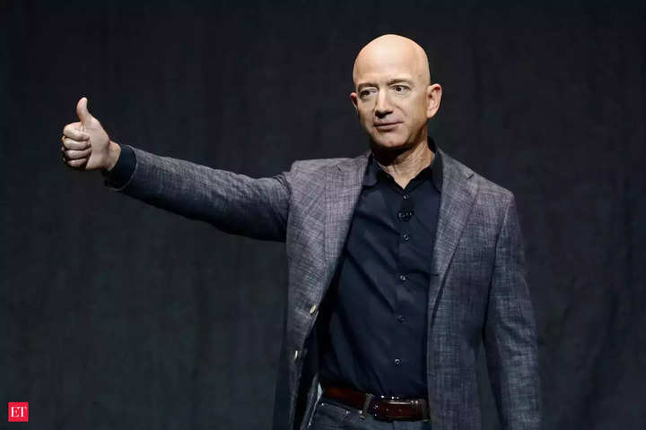 Un actionnaire d’Amazon poursuit le conseil d’administration et le fondateur Jeff Bezos pour ne pas avoir accordé de contrat à l’entreprise d’Elon Musk