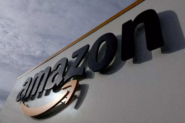 Amazon: Amazon начинает сокращать рабочие места в музыкальном подразделении: Все подробности»/></p> <p>Amazon начала увольнять сотрудников своего музыкального подразделения. Компания заявила, что пострадали сотрудники, работающие в Латинской Америке, Северной Америке и Европе. Последнее сокращение рабочих мест является последним в серии увольнений, от которых пострадали более 27 000 сотрудников. </p> <p>Однако гигант розничной торговли не сообщил, сколько сотрудников пострадало.<br/><strong>Также читайте: </strong>Предложения Дивали от Apple, Samsung, Vivo, Oppo, OnePlus и других.<br/> «Мы внимательно следим за потребностями нашей организации и расставляем приоритеты в том, что наиболее важно для клиентов и долгосрочного здоровья нашего бизнеса», — цитирует информационное агентство Reuters – заявил представитель компании.</p> <p>“Некоторые должности в команде Amazon Music были сокращены. Мы продолжим инвестировать в Amazon Music», — добавила она.</p> <p><strong>Предыдущие сокращения рабочих мест</strong><br/>С тех пор, как компания впервые объявила о сокращении рабочих мест в ноябре 2022 года, в Amazon произошло несколько раундов увольнений в разных регионах. Недавно Amazon сократила рабочие места в коммуникационных подразделениях в США и ряде других стран. </p> <p>«Мы слышали, что это затронуло более 5 % сотрудников коммуникационных подразделений Amazon Studios, Prime Video и Music», — говорится в отчете. В отчете добавлено, что сокращение составляет менее 1% штата глобальных коммуникаций Amazon.</p> <p>В период с ноября 2022 года по январь 2023 года компания сократила около 18 000 должностей. В марте она объявила о планах провести еще 9 000 увольнений. Сообщается, что в апреле около 100 из 7000 сотрудников Amazon Studios и Prime Video были уволены.</p> <p>Amazon ранее объявила, что пострадавшие сотрудники будут получать зарплату и льготы в течение 60 дней и будут иметь право на выходное пособие, переходное. льготы и поддержка в трудоустройстве.<br/><strong>Также читайте: </strong>100 туристов в Пури стали жертвами онлайн-мошенничества в отелях: что это такое и как на это не попасться</p> </div><!-- .entry-content --> </article><!-- #post-## --> <nav class=