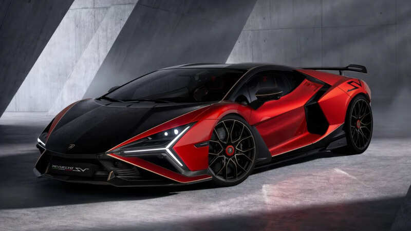 Lamborghini Revuelto SV Is a 1,065 bhp Hardware Update on Its Own Hybrid Hypercar; And the Software Stack Has Changed Just as Much