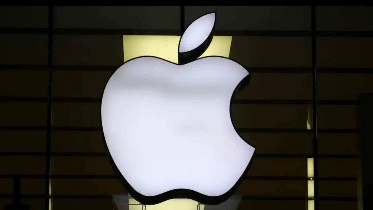 Apple Accidentally Reveals AI Assistant For Pages, Numbers and Keynote