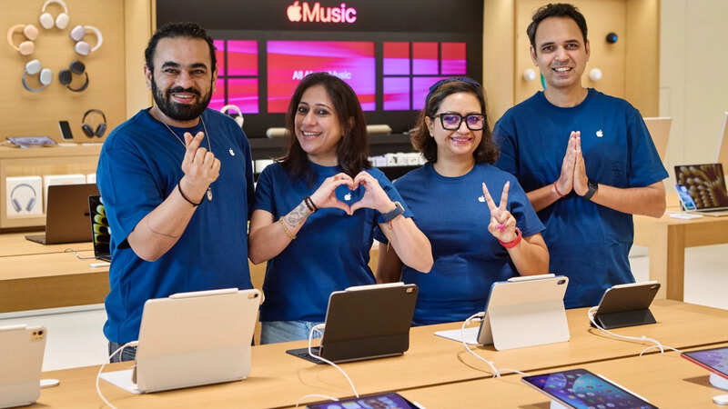 Apple India Earns Rs 650 Crore Writing Software as OLED iPad Mini and ...