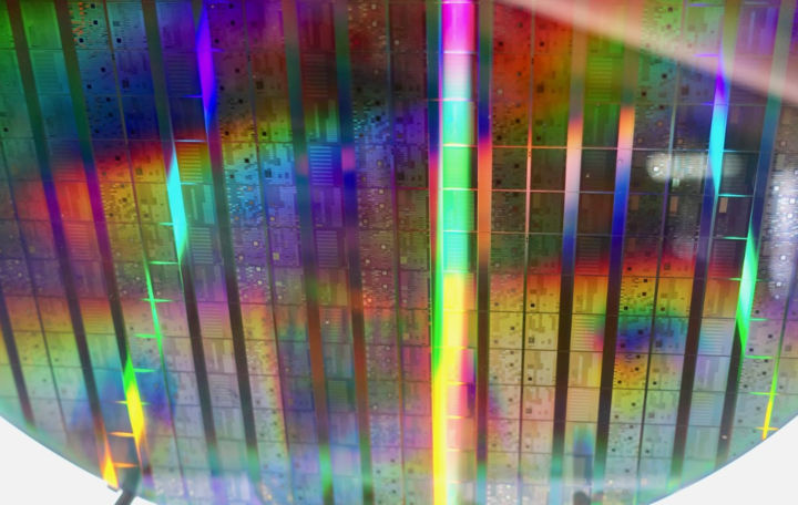 Intel Buys Classiq To Turn Its Silicon Qubits Into A Full Quantum ...