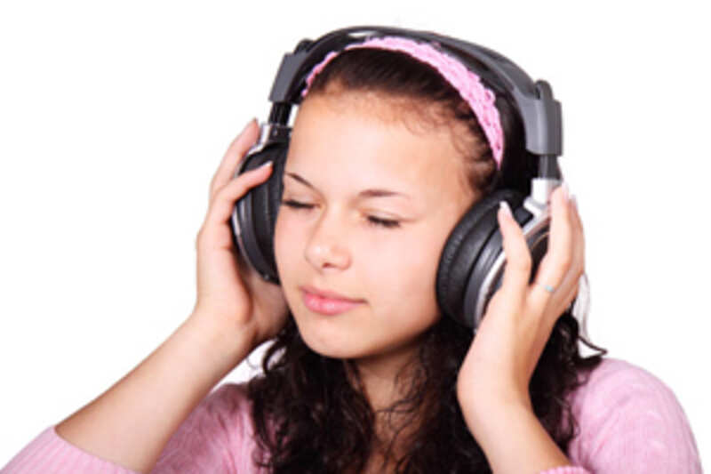 Aiims Trauma Centre Loud headphones can make you deaf