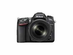 Nikon D7000 (AF-S 18-140mm VR Kit lens) Digital SLR Camera