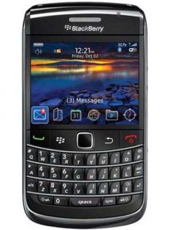 Blackberry Bold 9700 Photo Gallery and Official Pictures