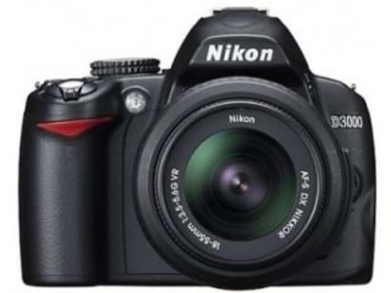 Nikon D3000 (AF-S 18-55 mm VR Kit Lens) Digital SLR Camera: Price