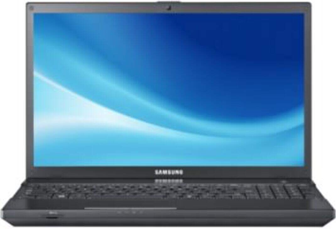 Compare Samsung Series 3 NP300V5AS0CIN Laptop vs Samsung Series 3