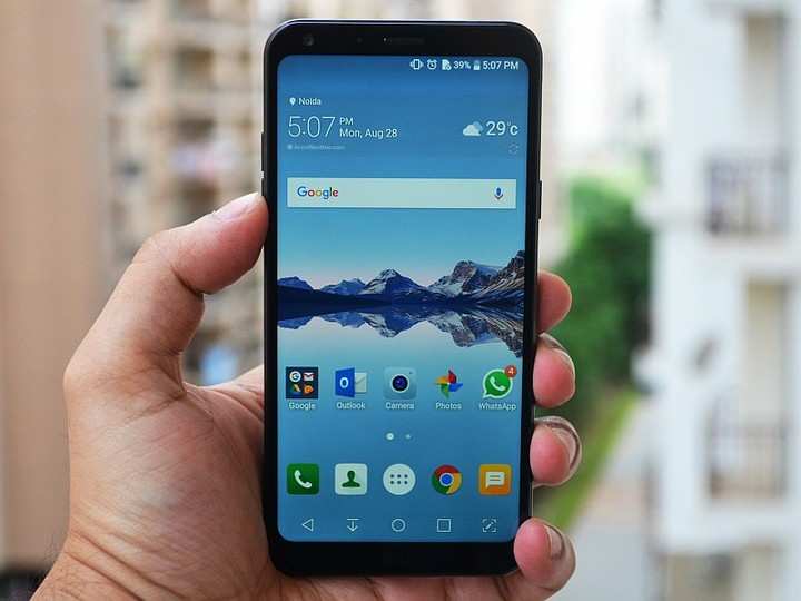 LG Q6 smartphone review: All about hits and misses