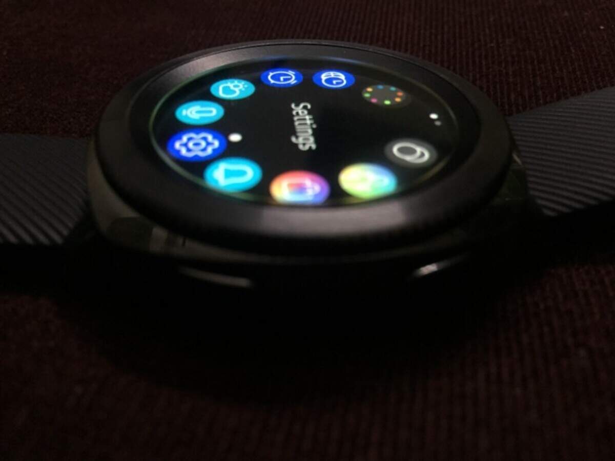Samsung Gear Sport Price in India, Full Specifications (7th Jun 2022) at  Gadgets Now