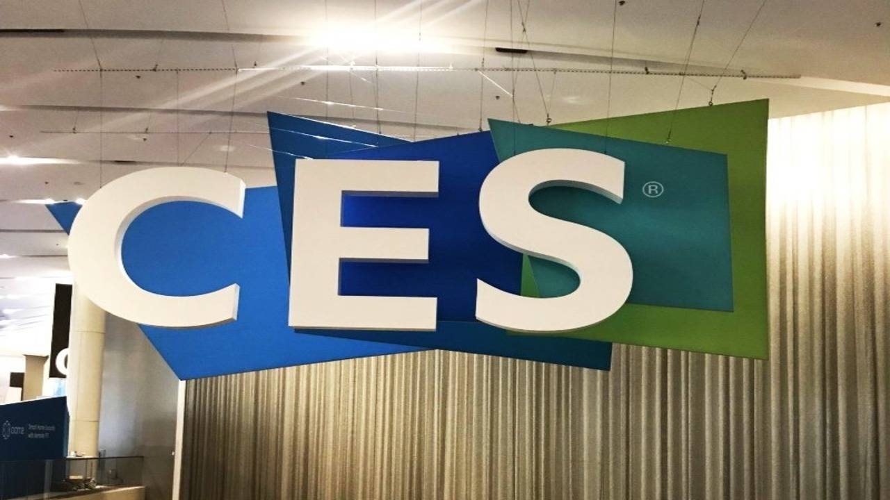 Top 7 innovative gadgets from CES 2018 that proves future is here - Gizbot  News