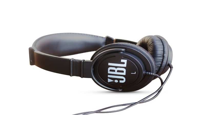 Wired headphones online sale