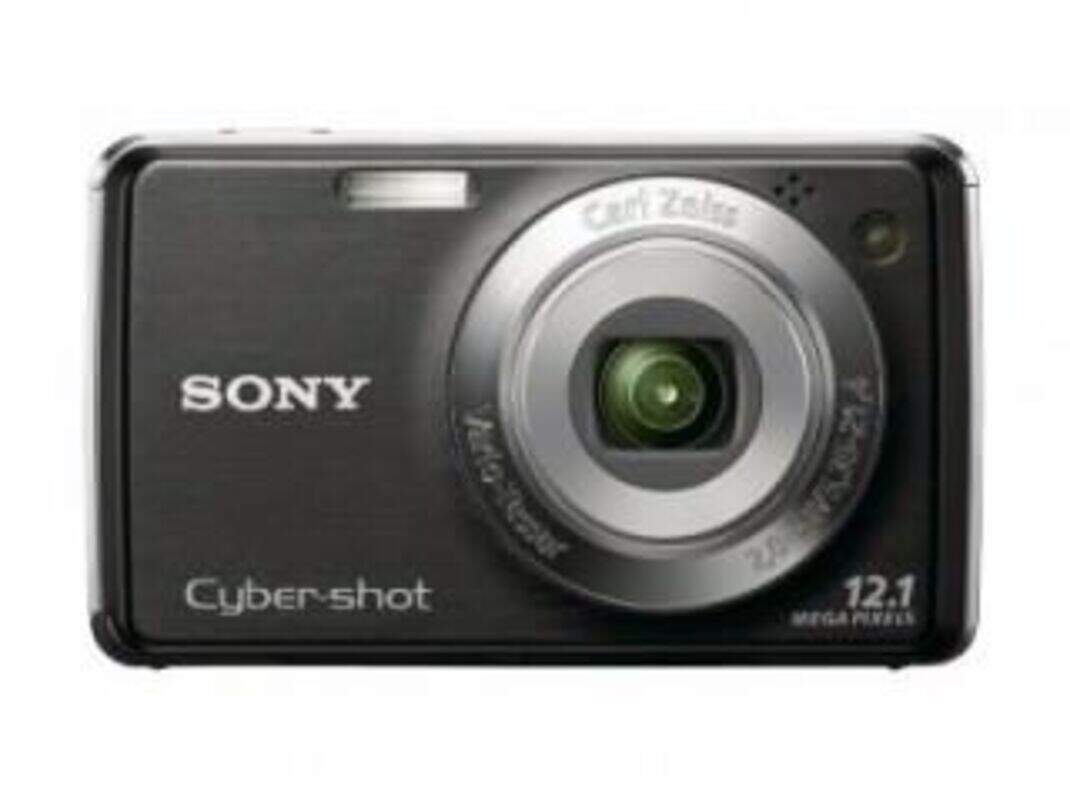 Sony CyberShot DSC-W220 Point & Shoot Camera: Price, Full
