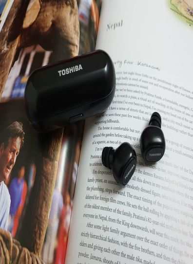 toshiba true wireless earbuds review