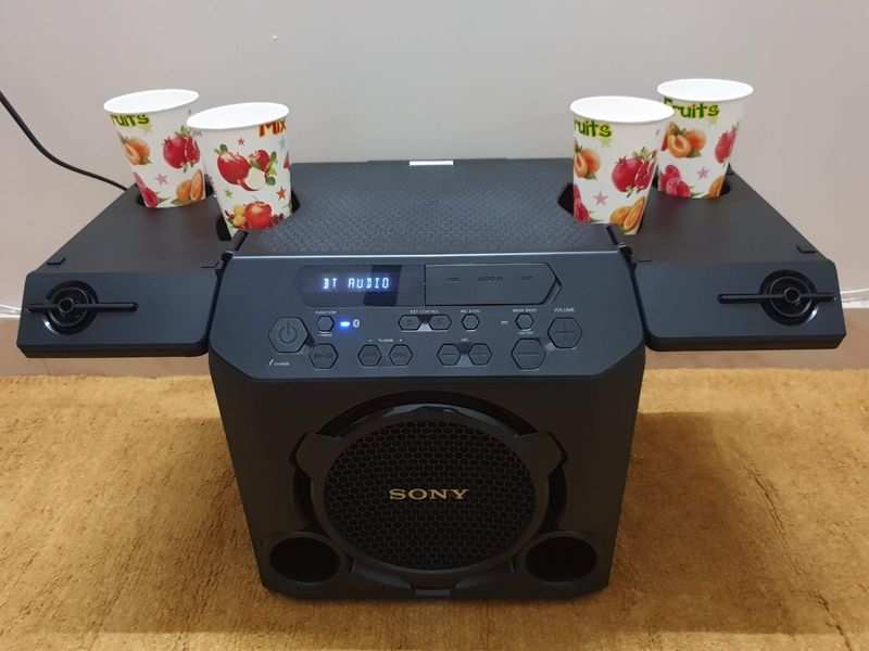 Discurso Premonición Validación Sony Speaker Review: Sony GTK-PG10 party speaker review: Hold the glass,  have some music to play