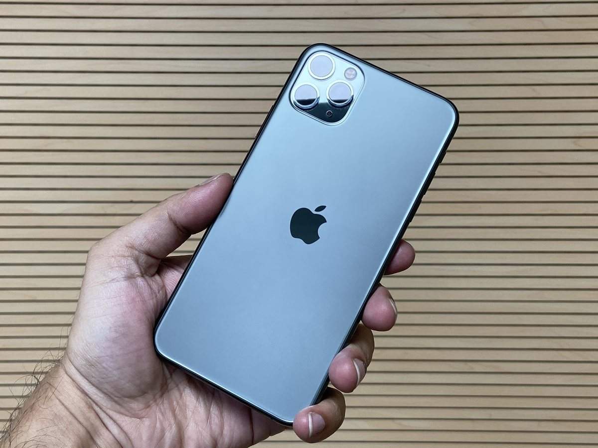 Apple Iphone 11 Pro Max Review The Iphone For All Seasons