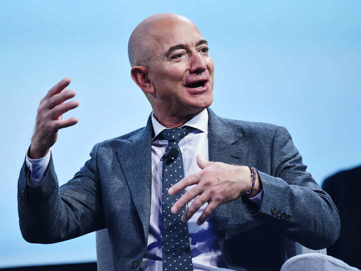 Amazon to invest $1 billion in digitising Indian SMBs: Jeff Bezos