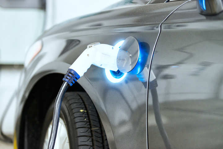 Every 2nd car to be electric one globally in 2050: Study