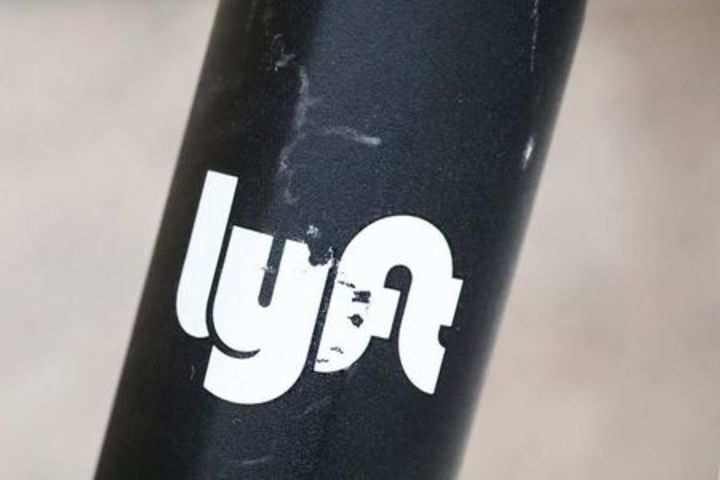 Lyft offers new cheaper rides with more waiting time