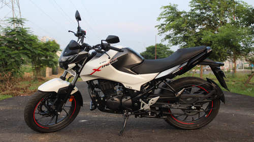 Hero Xtreme 160r Reviewed Now In Pictures Toi Auto