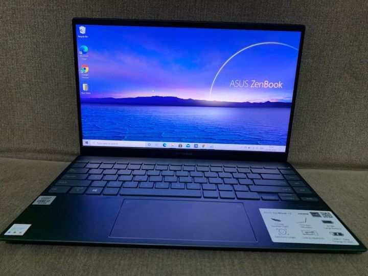 Asus ZenBook 14 UX425 review: Reliable performer